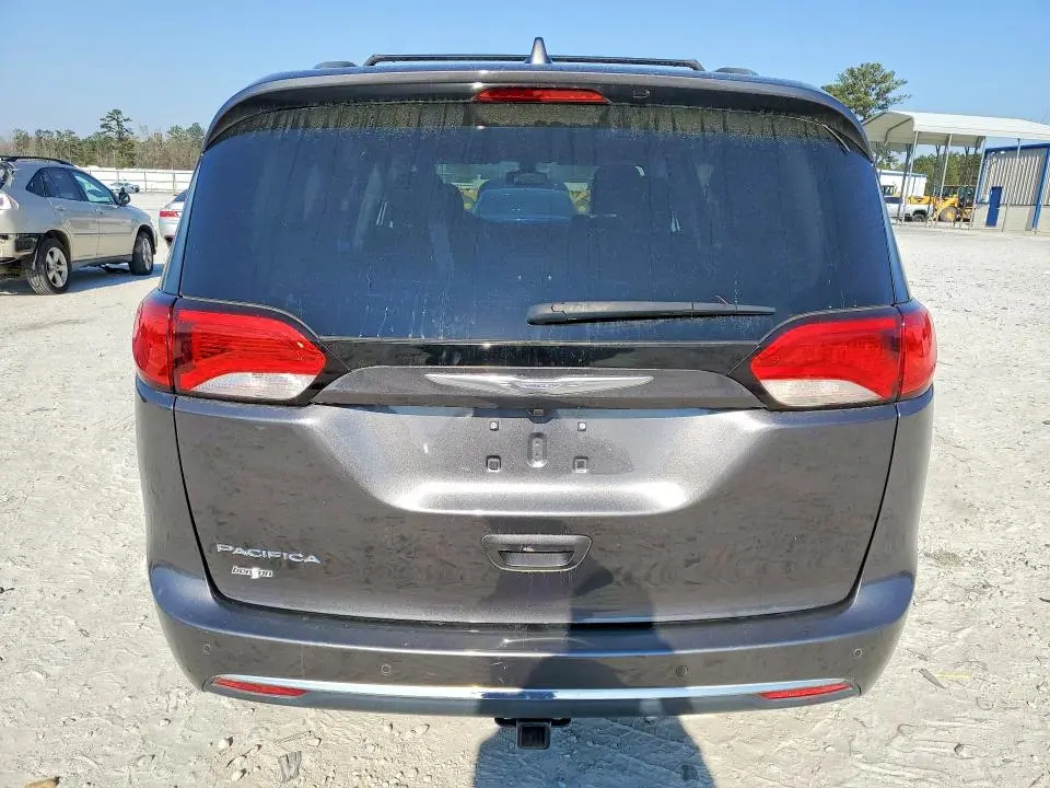 2017 CHRYSLER PACIFICA TOURING L PLUS  