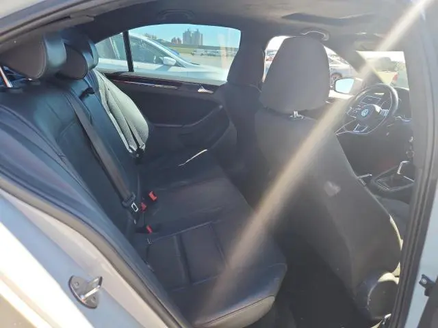 2017 VOLKSWAGEN JETTA GLI  