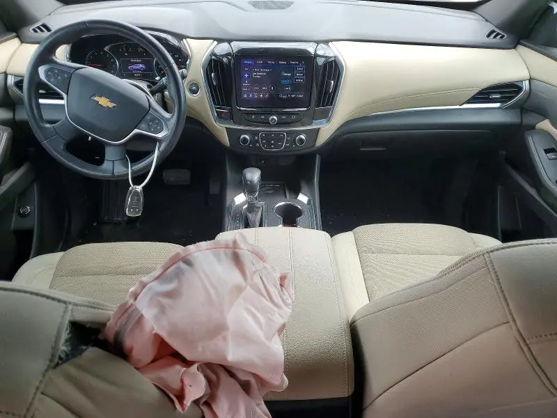 2022 CHEVROLET TRAVERSE LT  