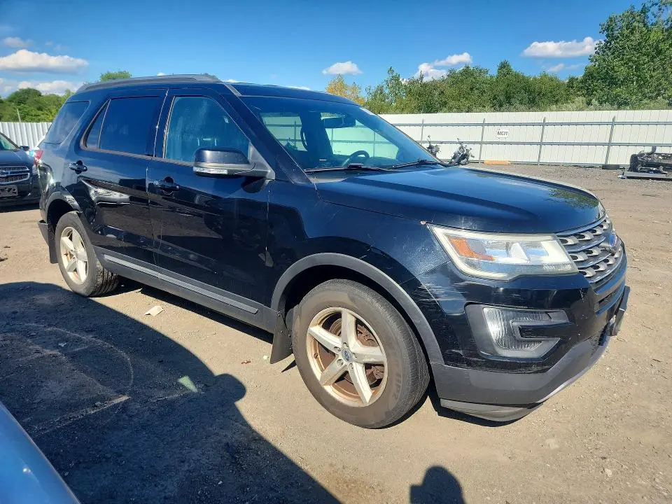 2016 FORD EXPLORER XLT  