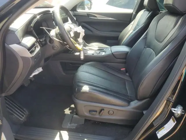 2022 INFINITI QX60 LUXE  