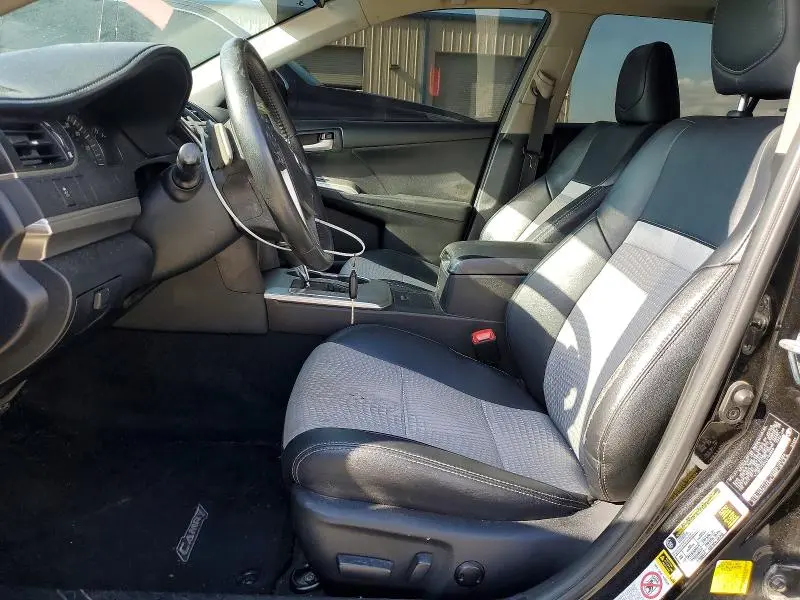 2012 TOYOTA CAMRY SE  