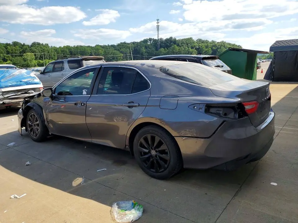 2018 TOYOTA CAMRY LE  