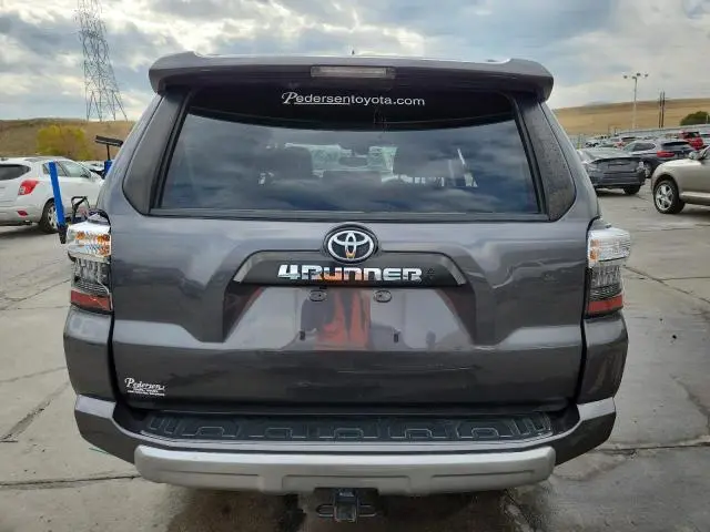 2020 TOYOTA 4RUNNER SR5/SR5 PREMIUM  