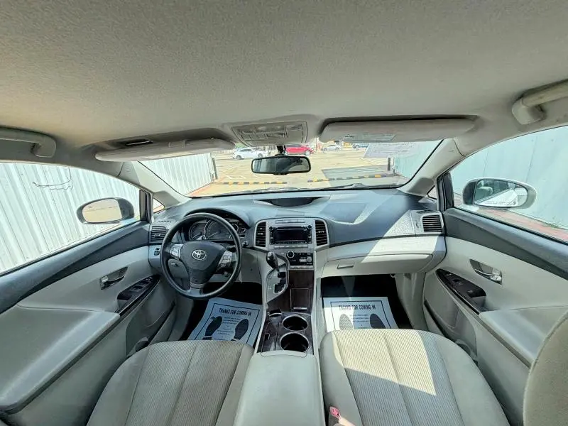 2012 TOYOTA VENZA LE  
