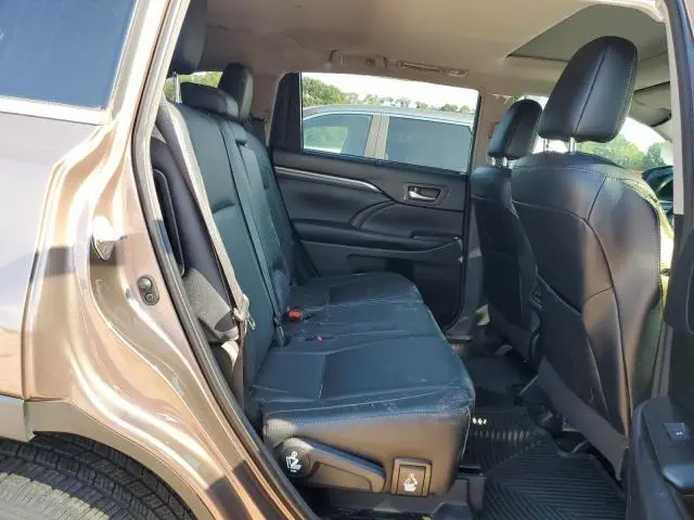 2018 TOYOTA HIGHLANDER LIMITED  