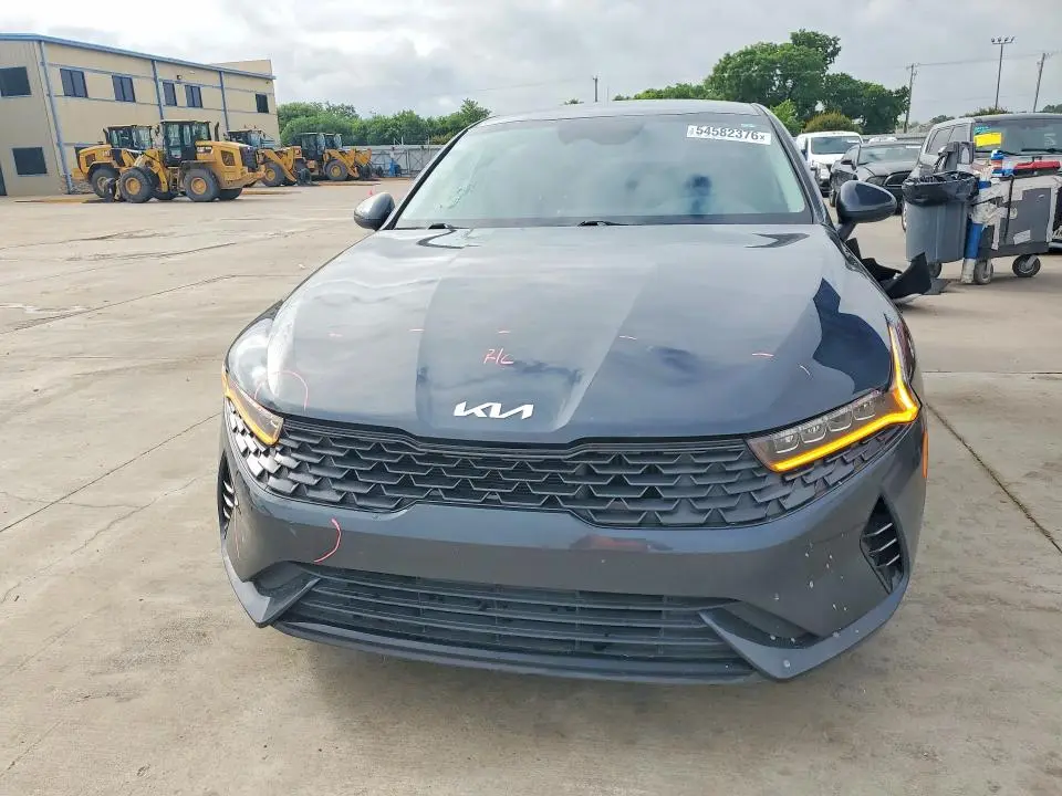 2023 KIA K5 LXS  