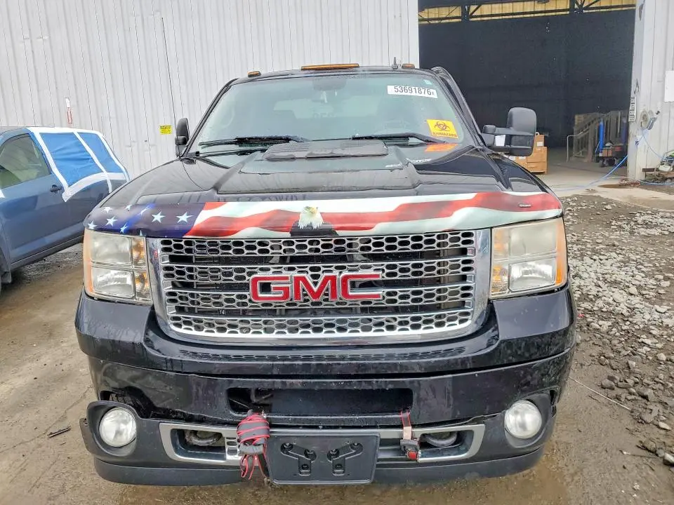 2011 GMC SIERRA K3500 DENALI  