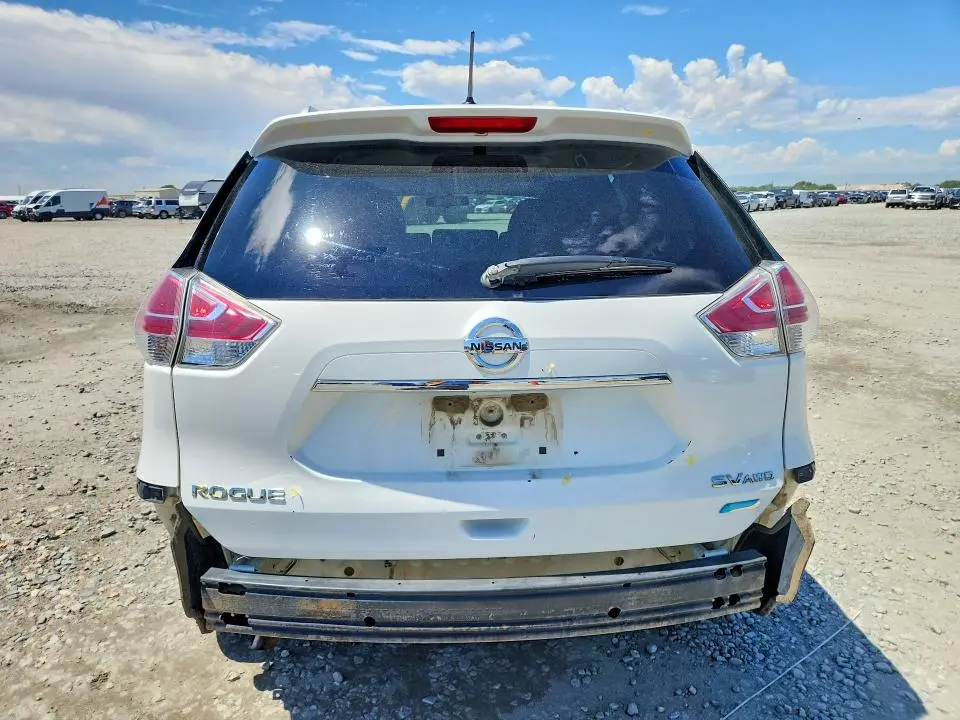 2014 NISSAN ROGUE SV  
