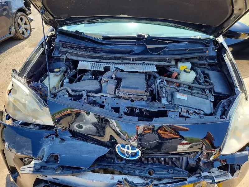 2013 TOYOTA PRIUS THREE  