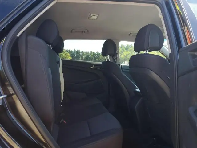 2018 HYUNDAI TUCSON SE