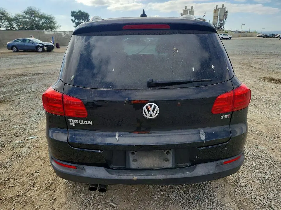 2016 VOLKSWAGEN TIGUAN S  