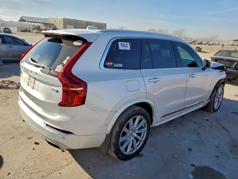 2016 VOLVO XC90 T6  