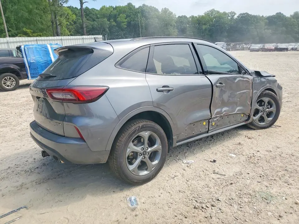 2023 FORD ESCAPE ST LINE SELECT  
