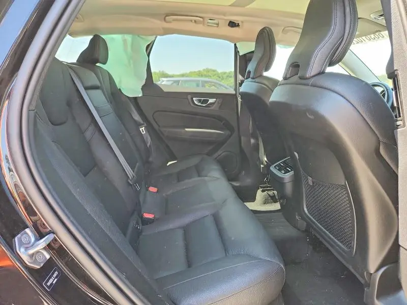 2020 VOLVO XC60 T5 INSCRIPTION  