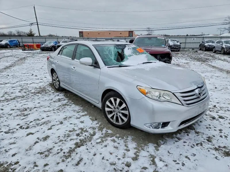 2011 TOYOTA AVALON BASE  