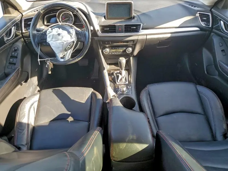 2015 MAZDA 3 TOURING  