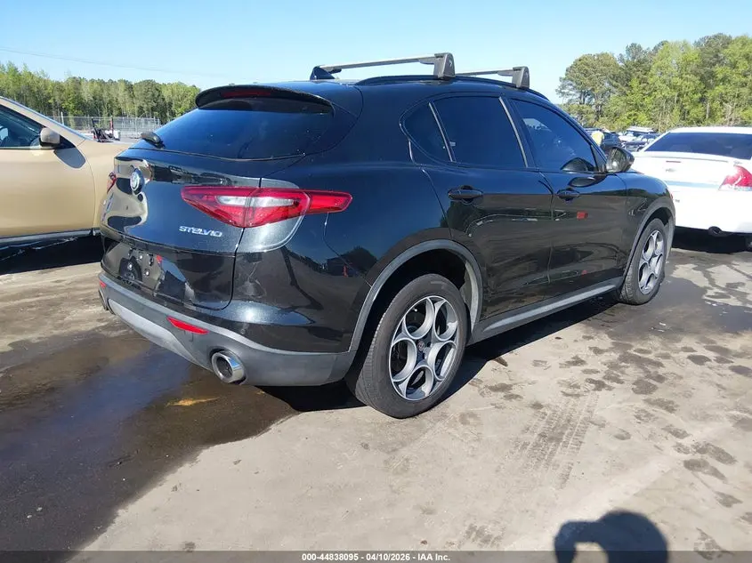 2018 ALFA ROMEO STELVIO SPORT AWD