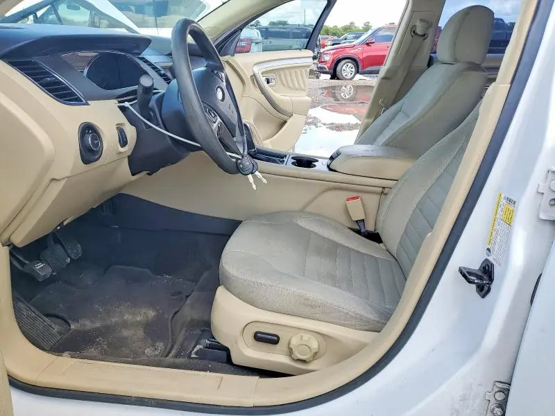2018 FORD TAURUS SE  