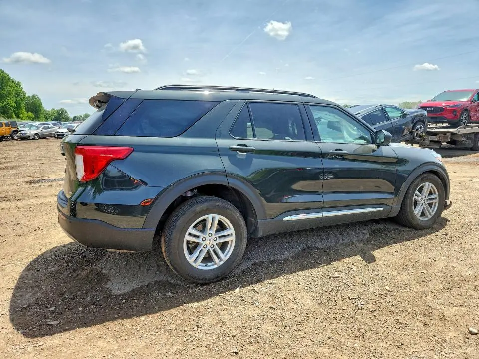 2022 FORD EXPLORER XLT  