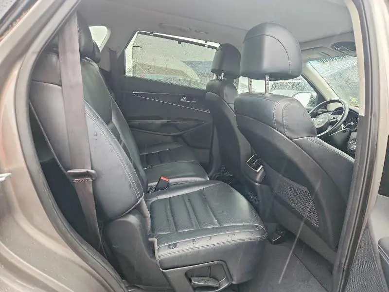 2017 KIA SORENTO EX  