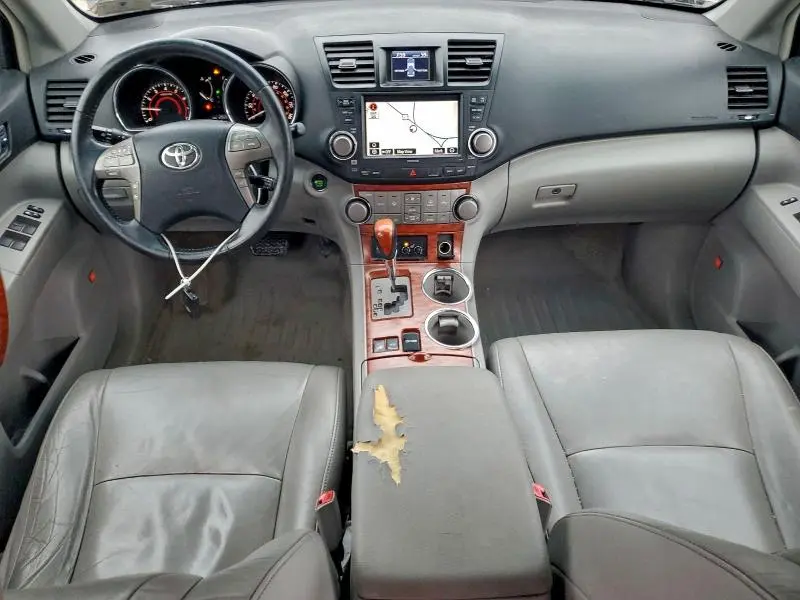 2010 TOYOTA HIGHLANDER LIMITED  