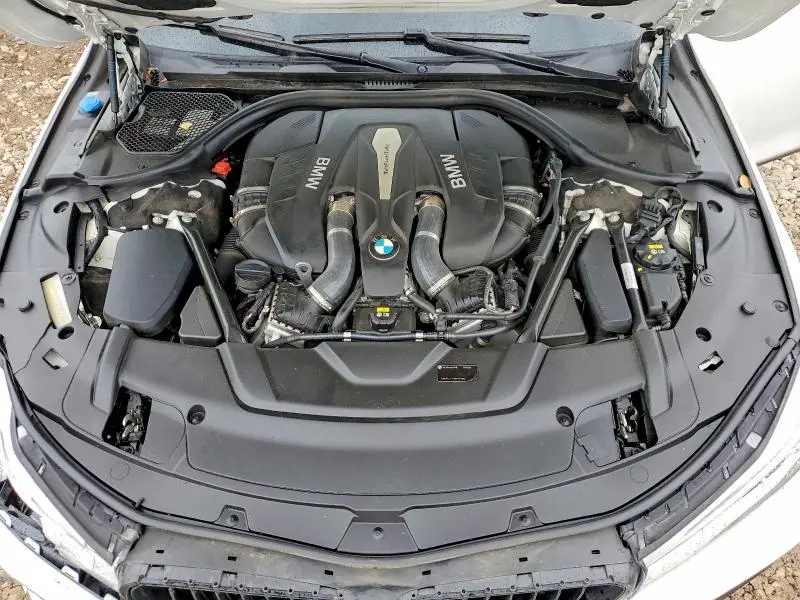2018 BMW 750 XI  