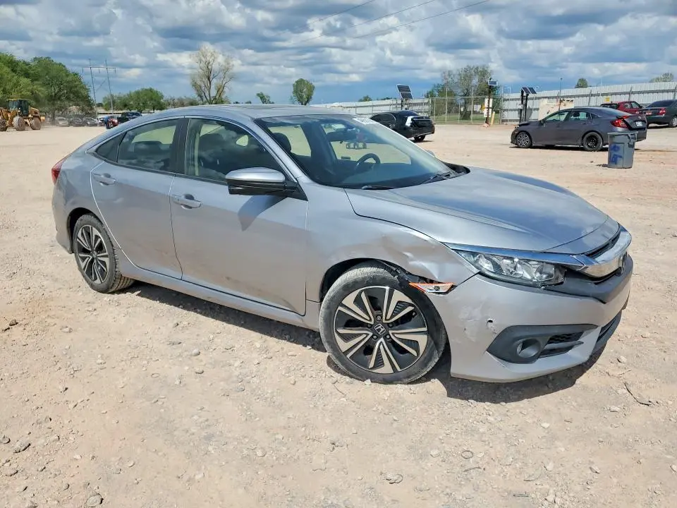 2018 HONDA CIVIC EX  