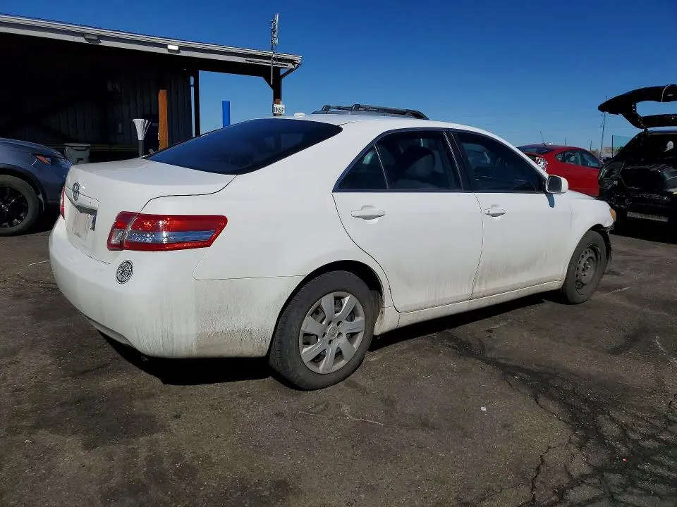 2010 TOYOTA CAMRY BASE  