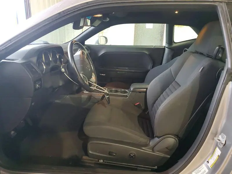 2013 DODGE CHALLENGER SXT  