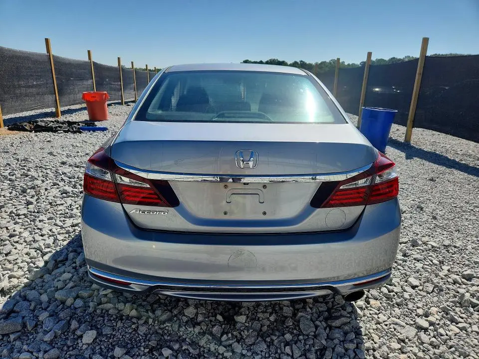 2017 HONDA ACCORD LX  