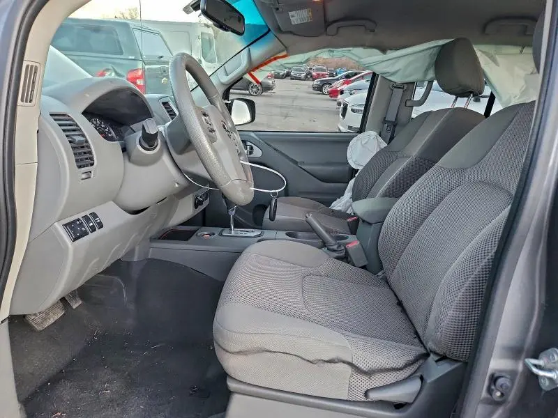 2021 NISSAN FRONTIER S  