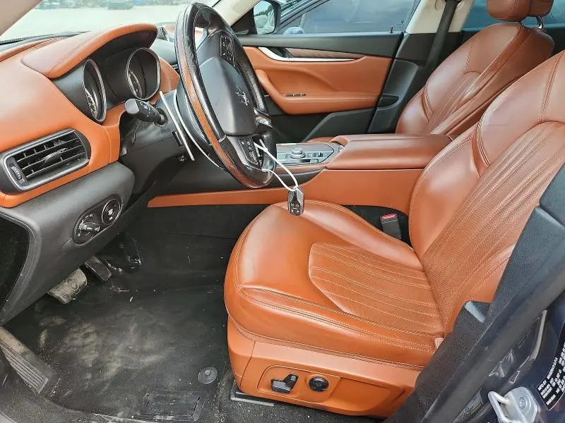 2017 MASERATI LEVANTE S LUXURY  