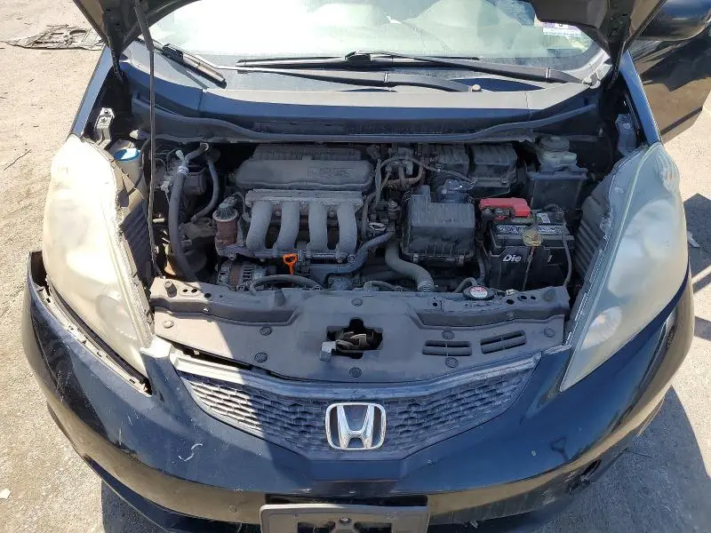 2013 HONDA FIT   