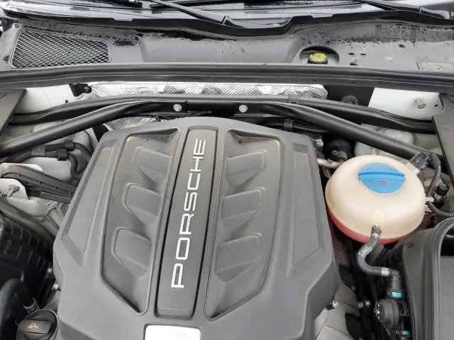 2016 PORSCHE MACAN S