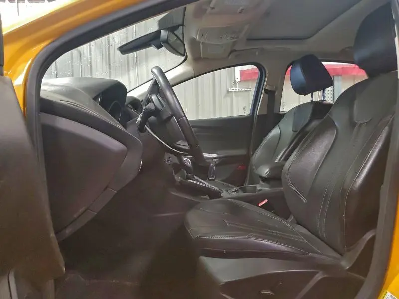 2012 FORD FOCUS TITANIUM  