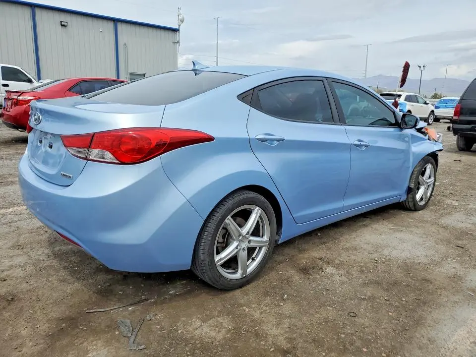 2012 HYUNDAI ELANTRA LIMITED  