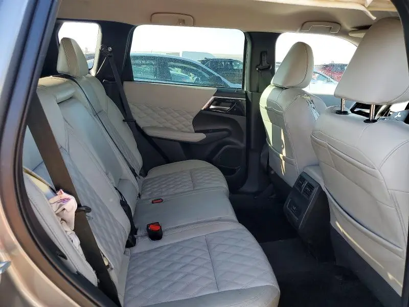 2022 MITSUBISHI OUTLANDER SEL  