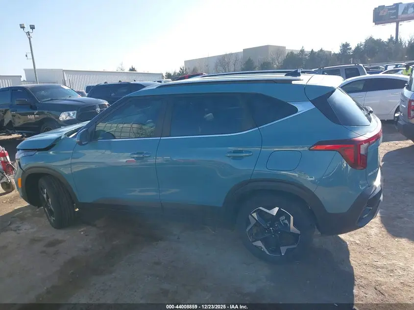 2025 KIA SELTOS EX