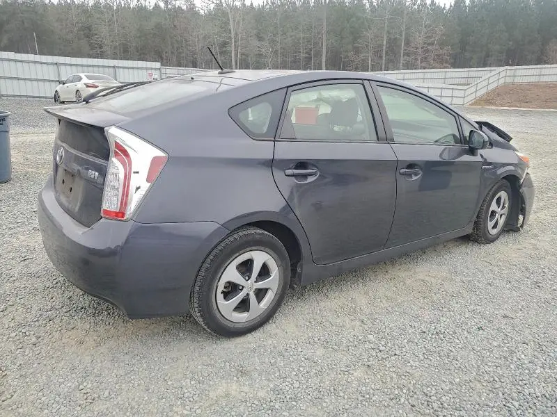 2014 TOYOTA PRIUS   
