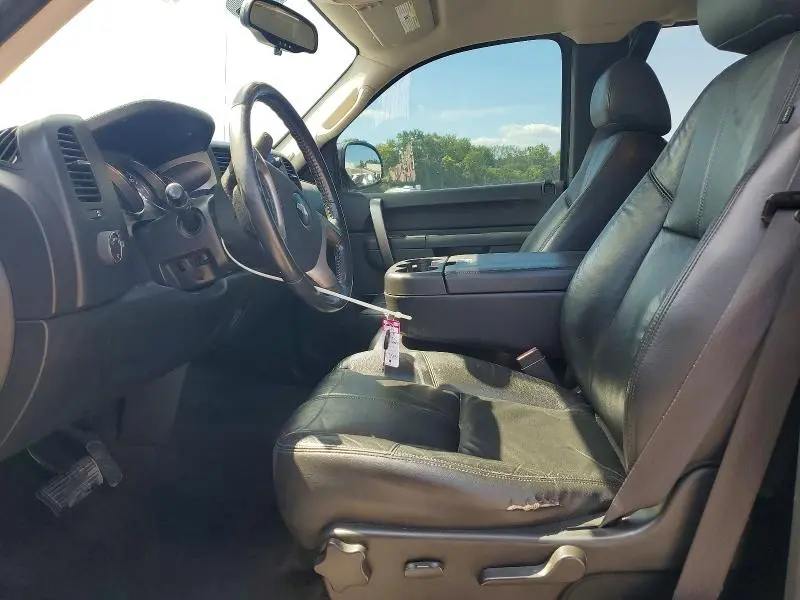 2010 CHEVROLET SILVERADO K1500 LT  