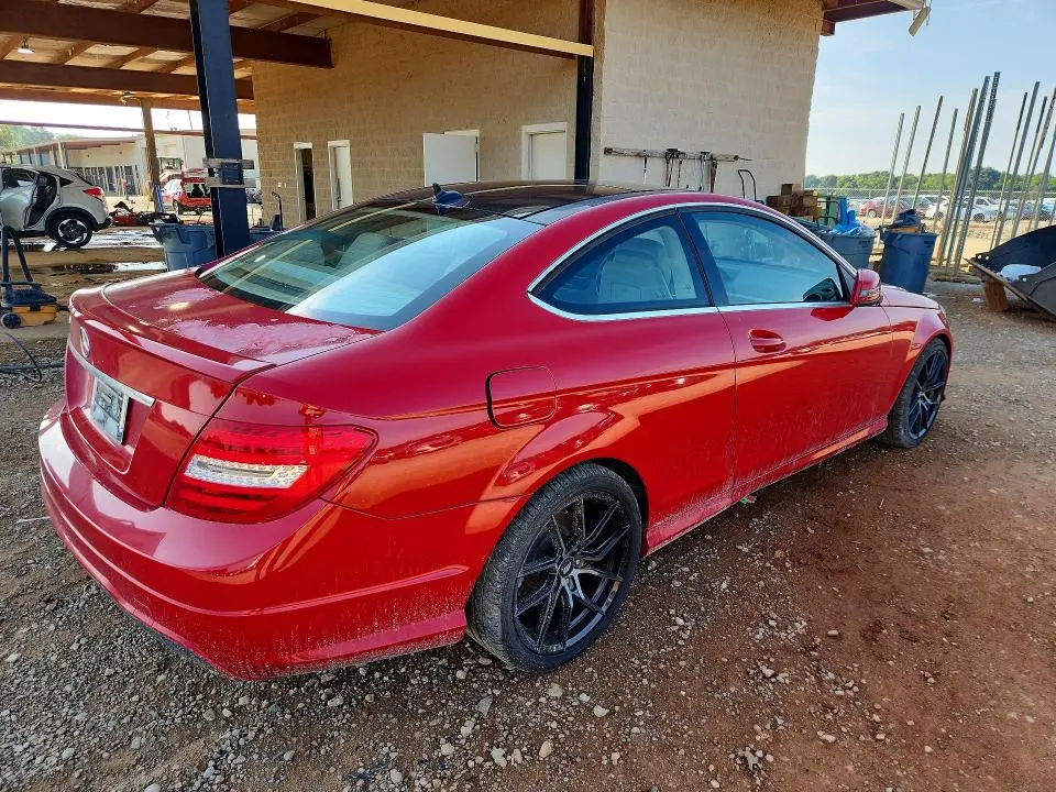 2015 MERCEDES-BENZ C 250  
