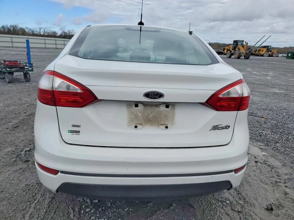 2017 FORD FIESTA SE  