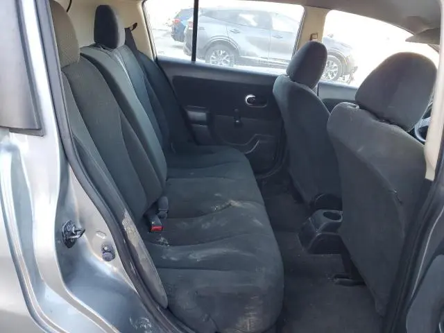 2011 NISSAN VERSA S