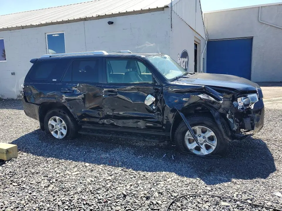 2018 TOYOTA 4RUNNER SR5 PREMIUM  