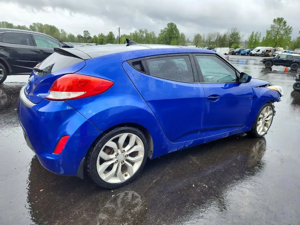 2012 HYUNDAI VELOSTER   