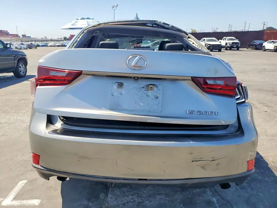 2016 LEXUS IS 200T  