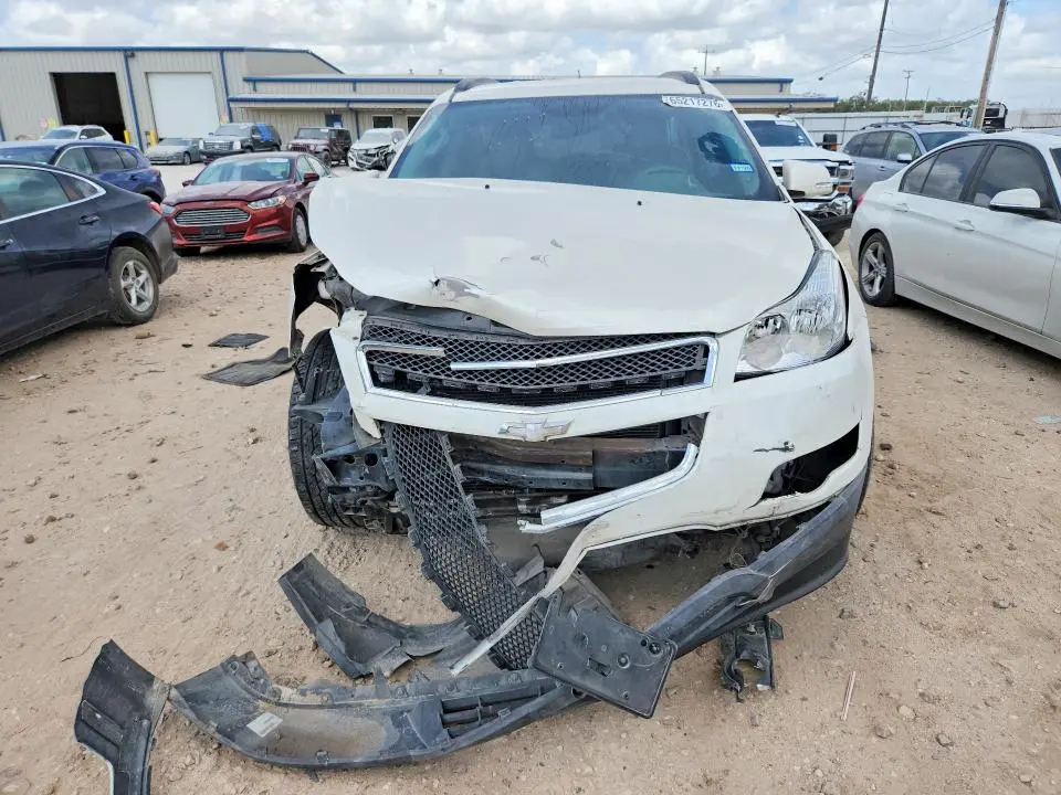 2012 CHEVROLET TRAVERSE LT  