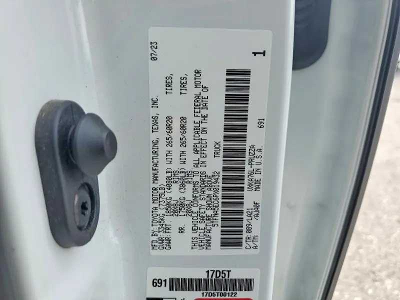 2023 TOYOTA TUNDRA PLATINUM  