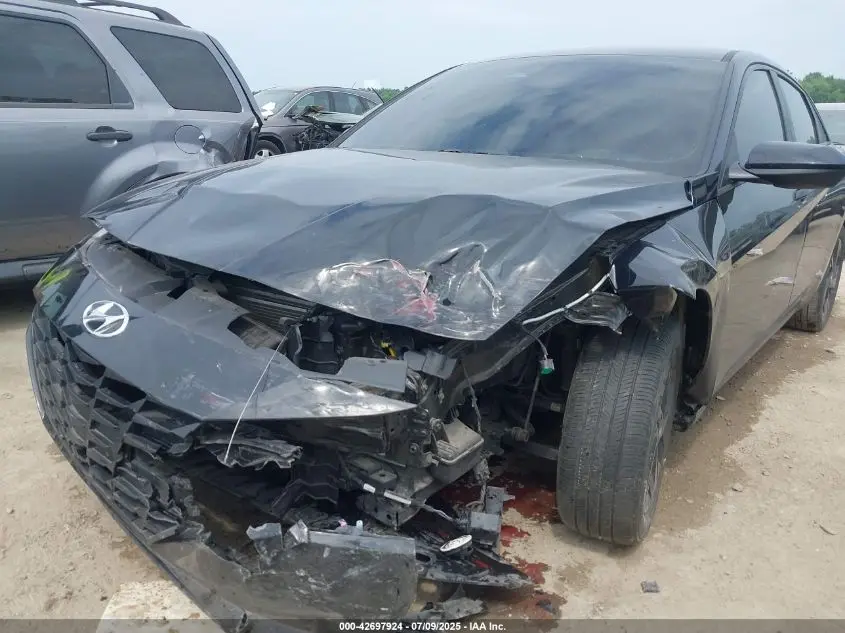2021 HYUNDAI ELANTRA SEL